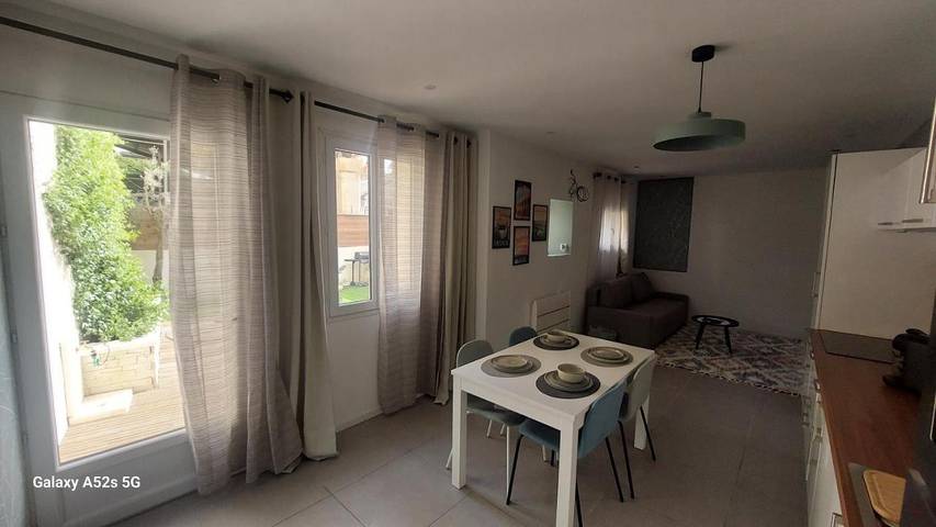 Gîte pour 5 personnes, avec vue et jardin à Remoulins - 3