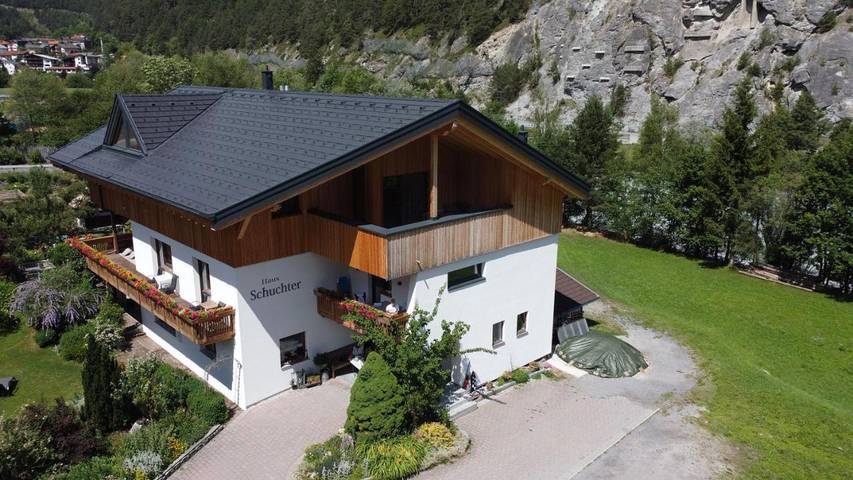 Ferienhaus für 2 Personen, mit Balkon und Terrasse sowie Garten und Sauna in Pfunds - 3