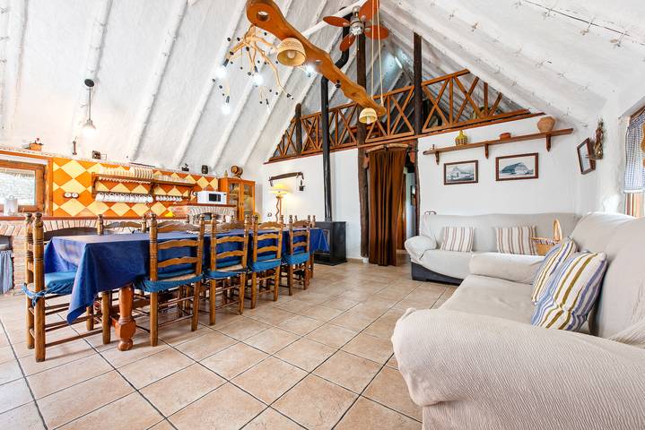 Casa rural para 12 personas, con jardín y vistas al lago, Se admiten mascotas en Delta del Ebro - 4