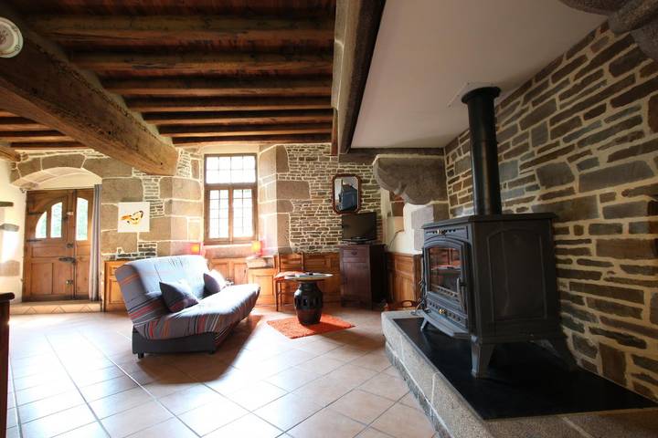 Gîte pour 4 personnes, avec jardin à Vessey - 2