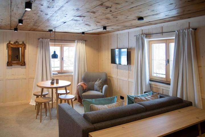 Maison d’hôte pour 2 personnes, avec terrasse ainsi que sauna et vue, animaux acceptés à Lech - 2