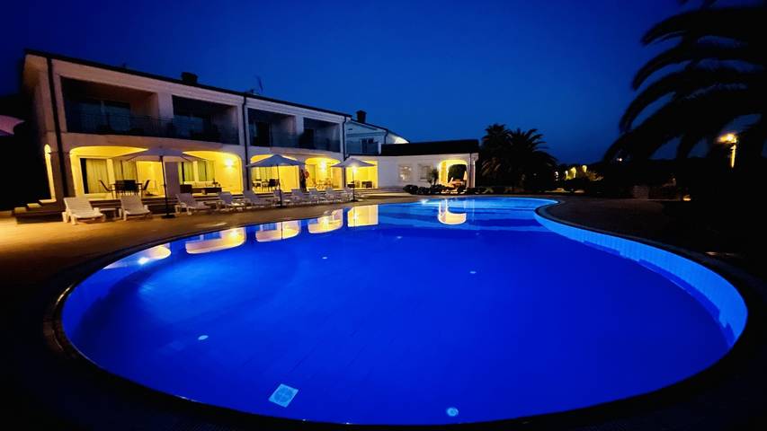 Ferienwohnung für 4 Personen, mit Balkon/Terrasse und Pool in Umag und Umgebung - 4