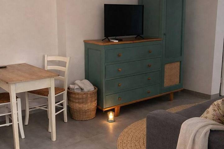 Ganze Wohnung, Maison Thany garden apartment in Vals-les-Bains, Parc naturel régional des Monts d'Ardèche