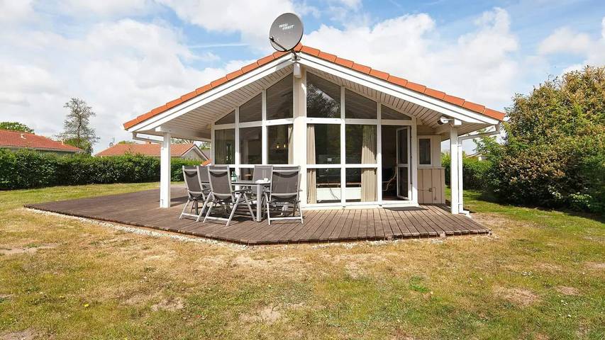 Ferienhaus für 7 Personen, mit Sauna und Garten sowie Whirlpool in Grömitz - 2