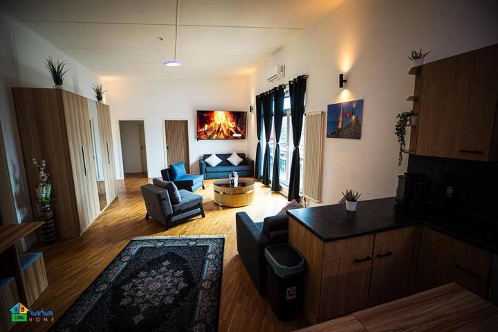 Ferienwohnung für 20 Personen, mit Balkon und Terrasse