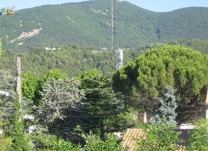 Gîte pour 2 personnes, avec jardin et terrasse