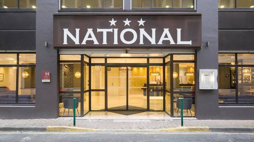 Hôtel pour 2 personnes dans Grotte de Massabielle - 2