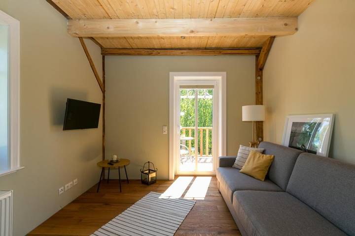 Ferienwohnung für 4 Personen, mit Balkon und Whirlpool sowie Terrasse und Garten in Delve