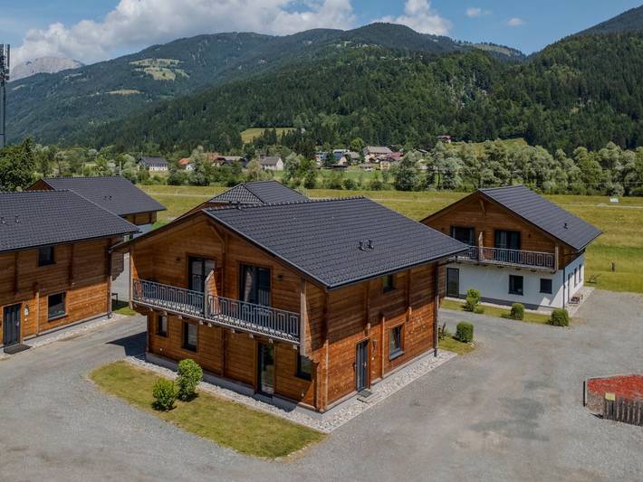 Ferienhaus für 6 Personen, mit Balkon und Terrasse sowie Garten