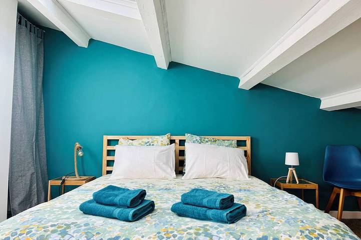 Family duplex under the roof *La Maison du Lac in Les Salles-sur-Verdon, Brignoles Region