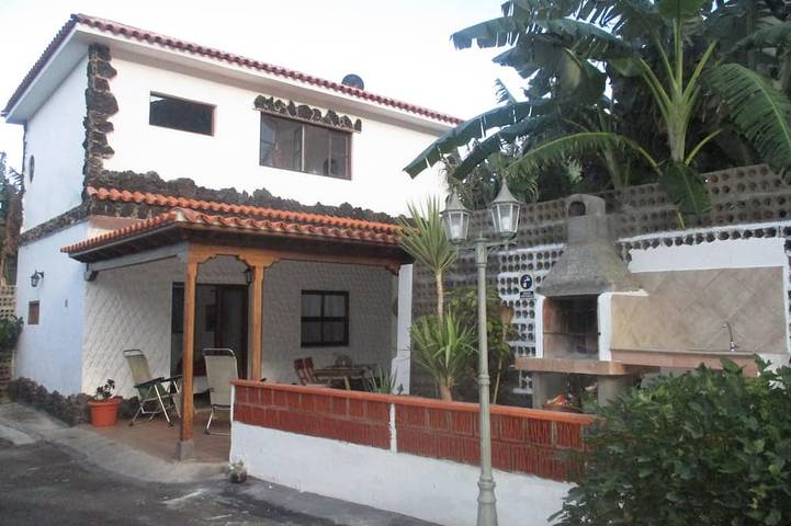 Casa rural para 4 personas, con balcón - 1