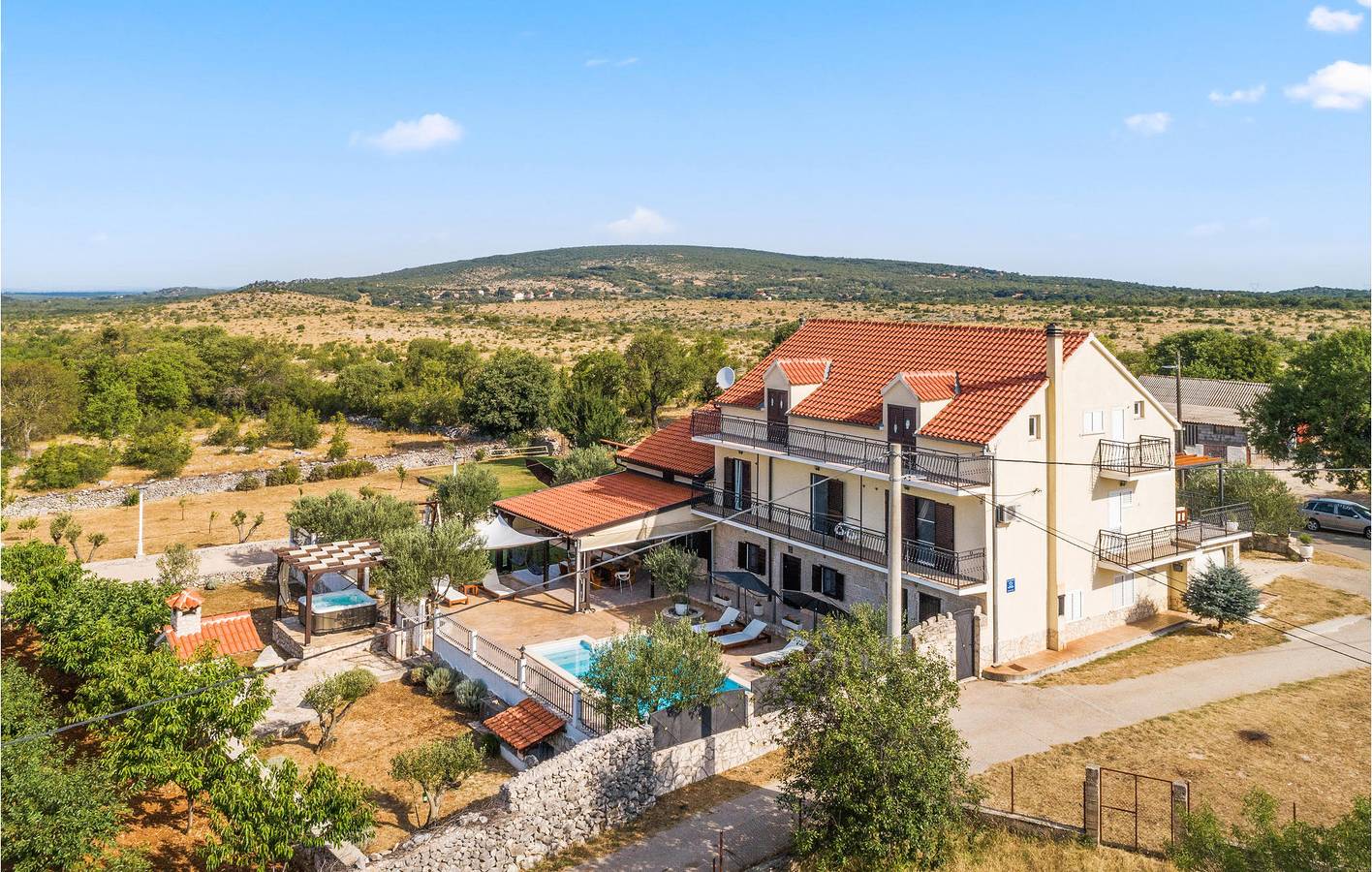 Casa vacanza a Šibenik-Knin a partire da 281€ a notte