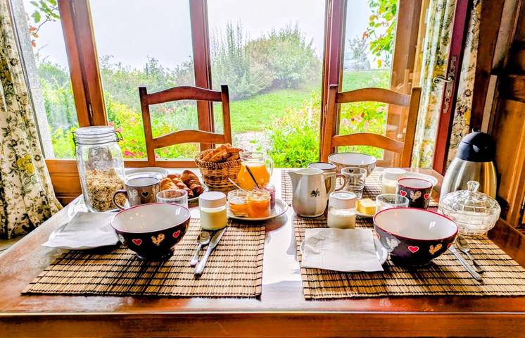 Chambre d’hôte pour 2 personnes, avec Terrasse et Jardin dans Parc national des Pyrénées - 2