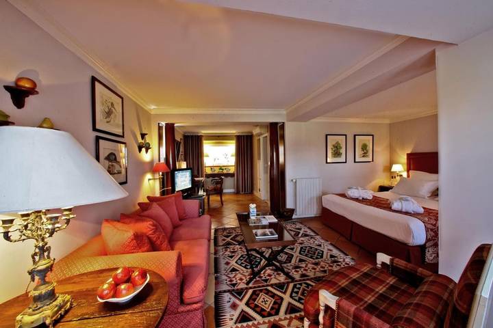 Hôtel pour 2 personnes, avec piscine ainsi que jardin et vue, animaux acceptés à Trémolat - 2