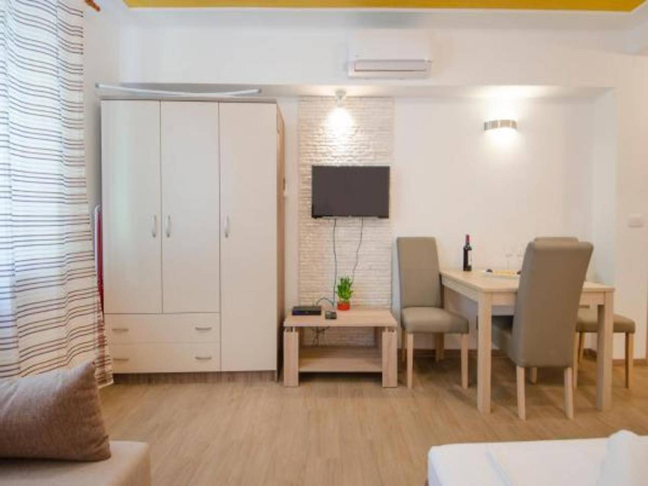Apartamento entero, Guest House Mia (St) - Standard Studio (A1) in Split, Condado de Split-Dalmacia
