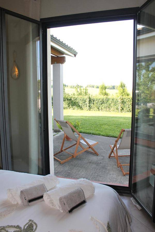 Double Room with Mountain View in Nailloux, Lauragais