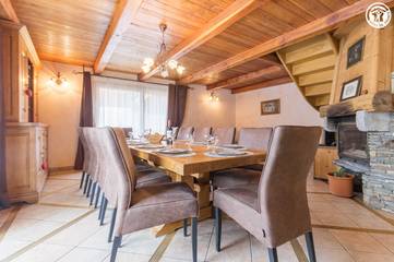 Gîte for 14 Guests in Valloire, Western Alps, Picture 3