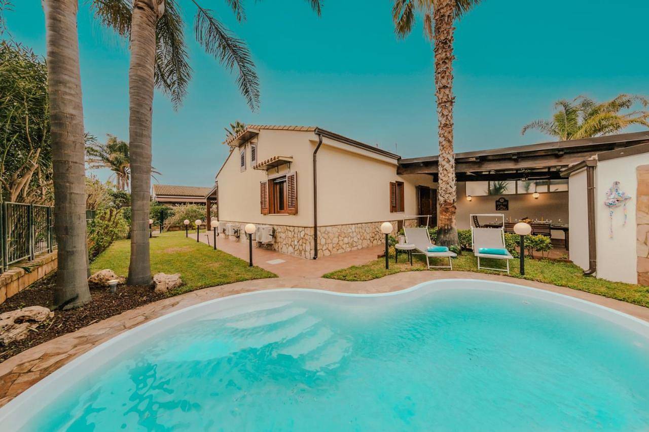 Villa Seaside in Spiaggia (Campofelice di Roccella), Campofelice di Roccella