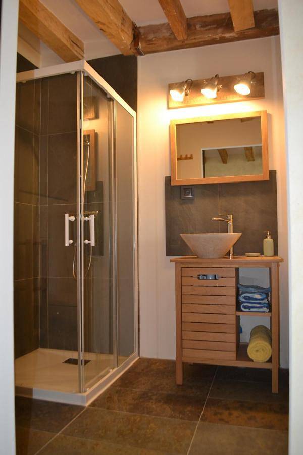 Appartement de vacances entier, Escale à Villeperdue chambre Hellulaug in Saint-Épain, Vallée de la Loire