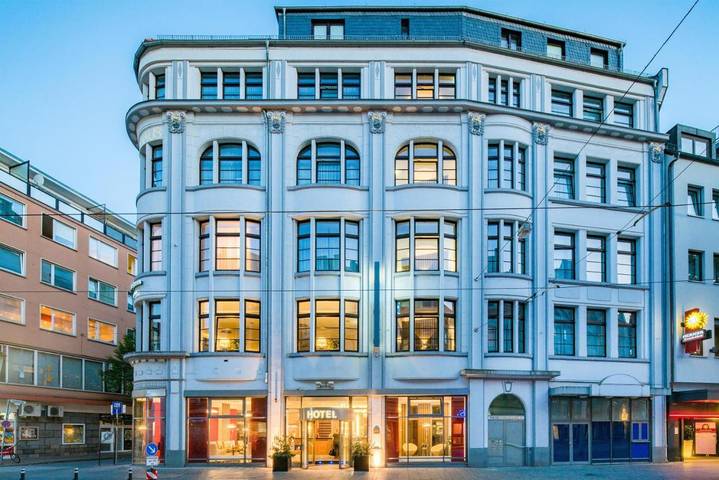 Hotel, mit Sauna in Braunschweig - 2