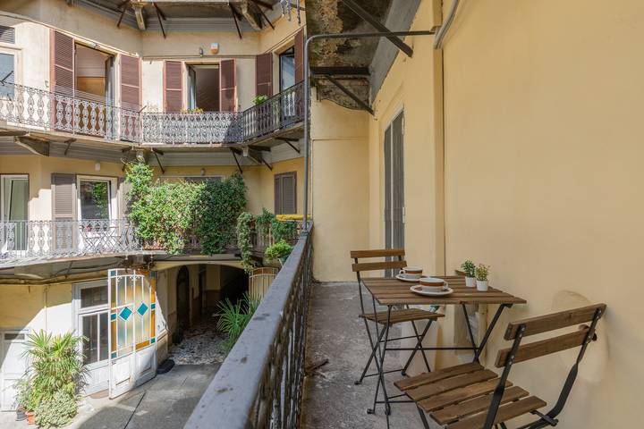 Ferienwohnung für 4 Personen, mit Balkon in Turin