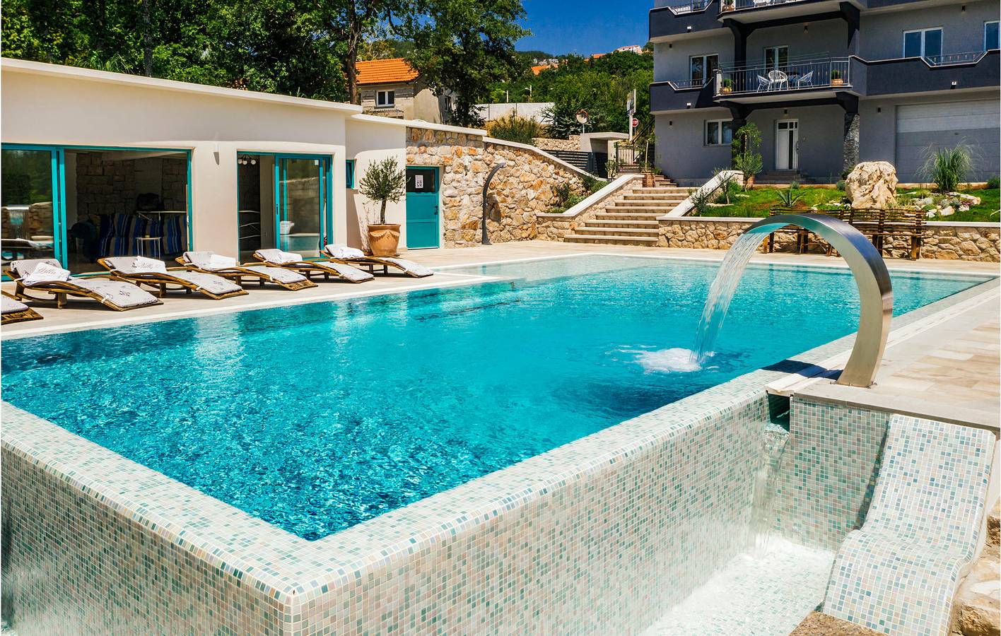 Gemütliche 1-Zimmer-Wohnung mit Pool und WLAN in der Nähe der Sehenswürdigkeiten von Imotski in Imotski, Makarska Riviera