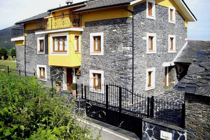 Holiday apartment for 4 people, with garden and terrace - 1