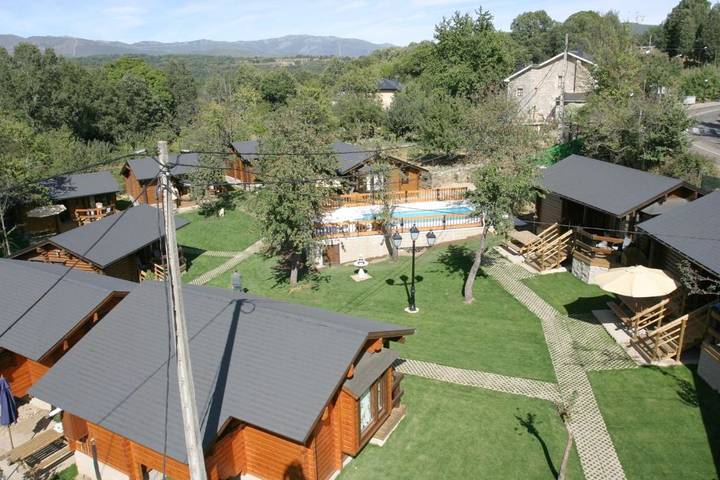 Casa rural para 4 personas, con Balcón y Terraza además de Jardín y Piscina en Sanabria (Zamora)