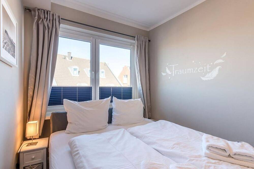 Ganze Wohnung, Apartmenthaus Deichbude am Strand Kleine Brise 5a - Apartmenthaus Deichbude am in St. Peter-Ording, Eiderstedt