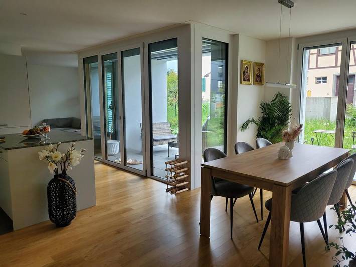 Appartement de vacances pour 2 personnes, avec vue ainsi que terrasse et jardin