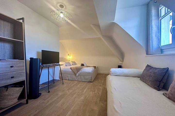 Entire apartment, Casa Foch #2 - T1 bis - Proche Hyper Centre in Brive-la-Gaillarde, Brive-la-Gaillarde region