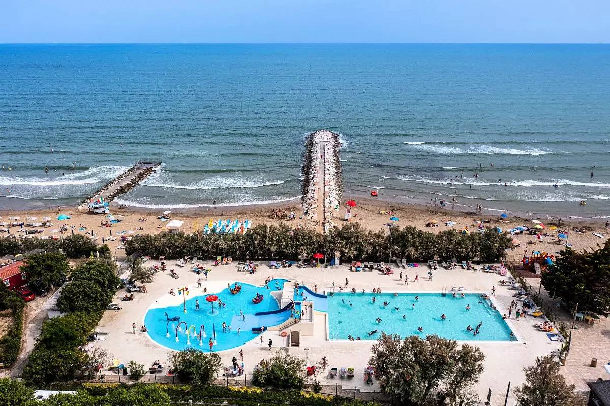 Mobil Home Happy Premium 4 Rooms 4 People in Duna Verde, Caorle