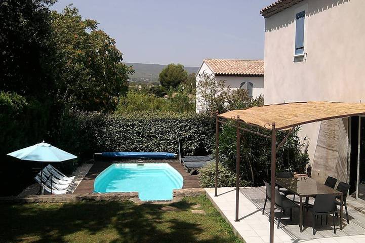 Ferienhaus für 8 Personen, mit Garten