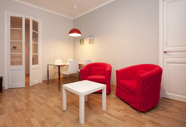 Apartamento entero, Ventura Plaja Camp Nou 2 in Distrito de Sants-Montjuïc, Barcelona