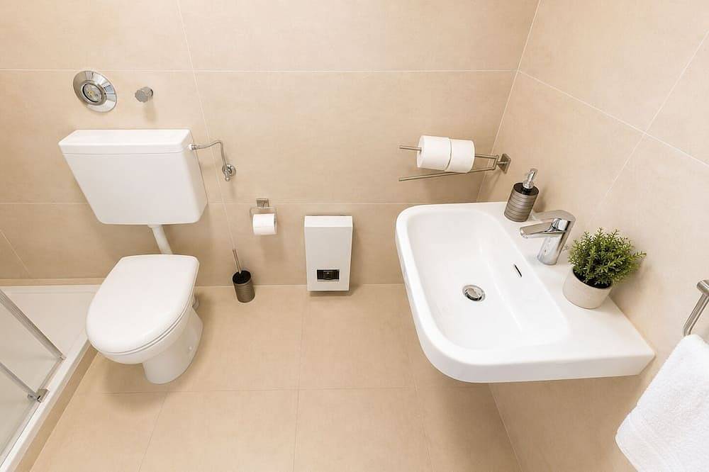 Ganze Wohnung, Nice Flats Premium 2 Zimmer 4 Bett Apartment, Smarttv , Terrasse in Hamm, Ruhrgebiet