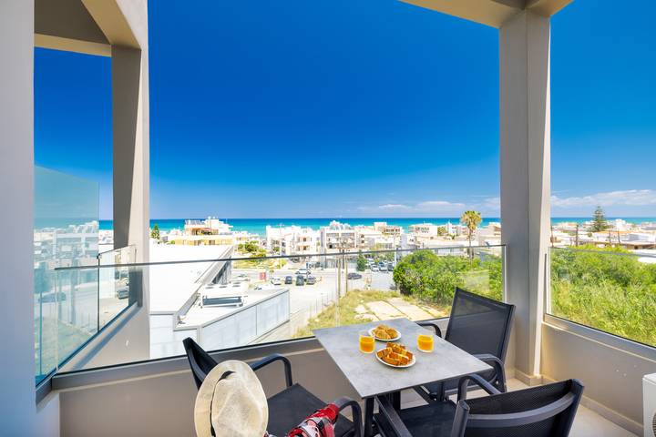 Gehele studio, Creta Sun, 111 Studio City View in Rethymno (City), Rethymno en omgeving