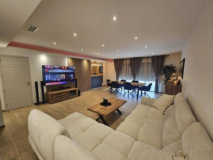 Location de vacances pour 8 personnes, avec piscine et jardin, animaux acceptés à Thuir - 2