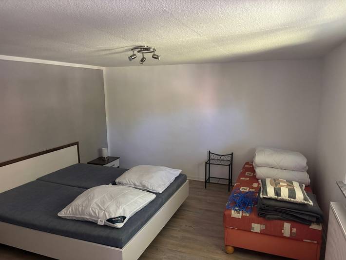 Ganze Ferienwohnung, Bungalow wenige Kilometer bis Zingst in Barth, Vorpommern-Rügen