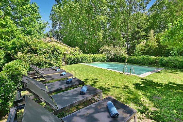 Pet friendly home in Lagnes in Lagnes, Parc naturel régional du Luberon
