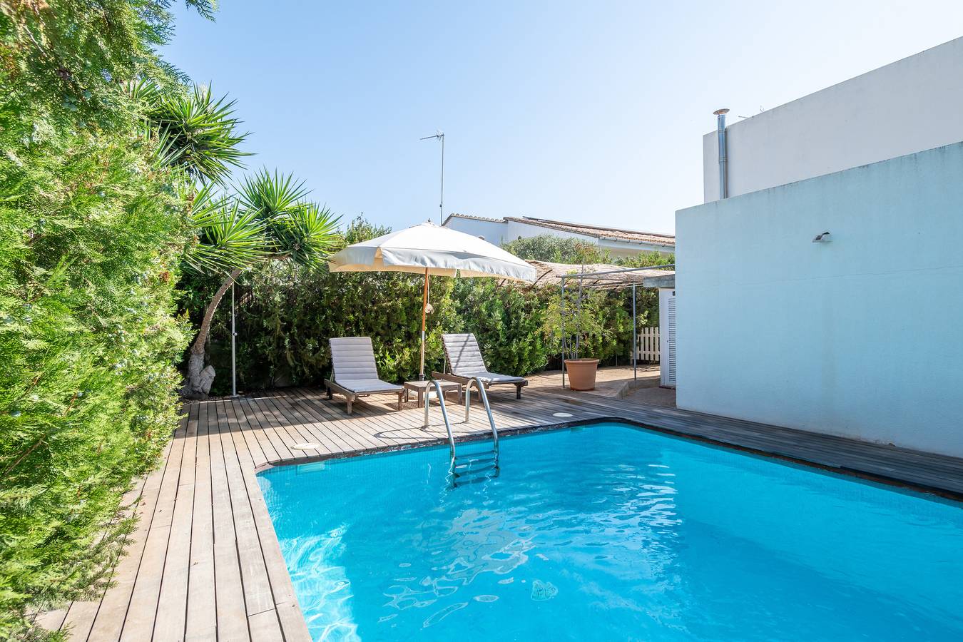 Villa 'Es Tancat' con vistas al mar, piscina privada y Wi-Fi in Sa Ràpita, Campos