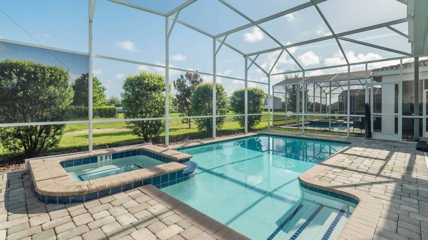 Vacation rental for 13 people, with children pool and pool as well as balcony/terrace, with pets in Four Corners