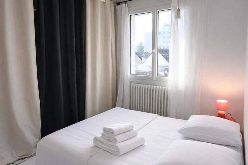 Appartement entier, Cocon moderne avec jardin privatif – Tours in Tours, Région de Tours