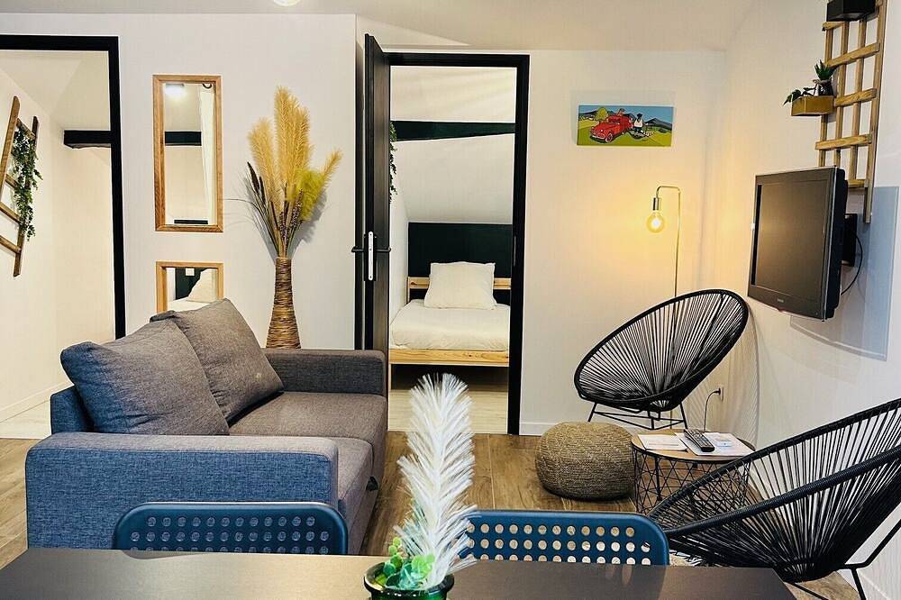 Entire apartment, Serenite Basque - Gîtes & Spa Privatif - Mountain view in Ainhoa, Bayonne region