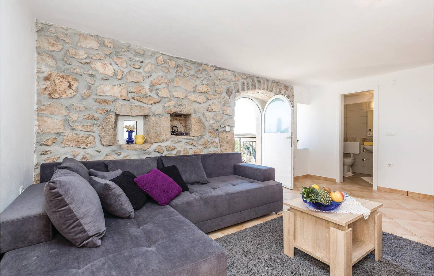 Gemütliche Unterkunft, 2 km vom Strand Sv. Ivan entfernt: WLAN, Klimaanlage, Parkplatz und Terrasse in Moscenicka Draga, Opatija Riviera