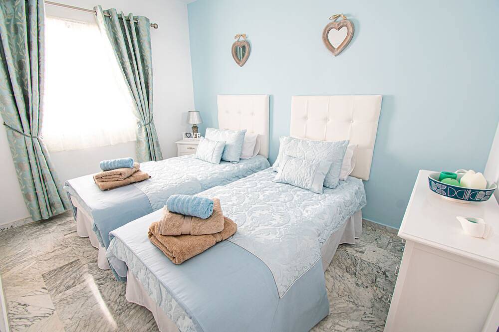 Geheel appartement, Luxe penthouse Mijas golf, prachtig ingericht met uitzicht op de bergen. in Mijas Golf, Mijas