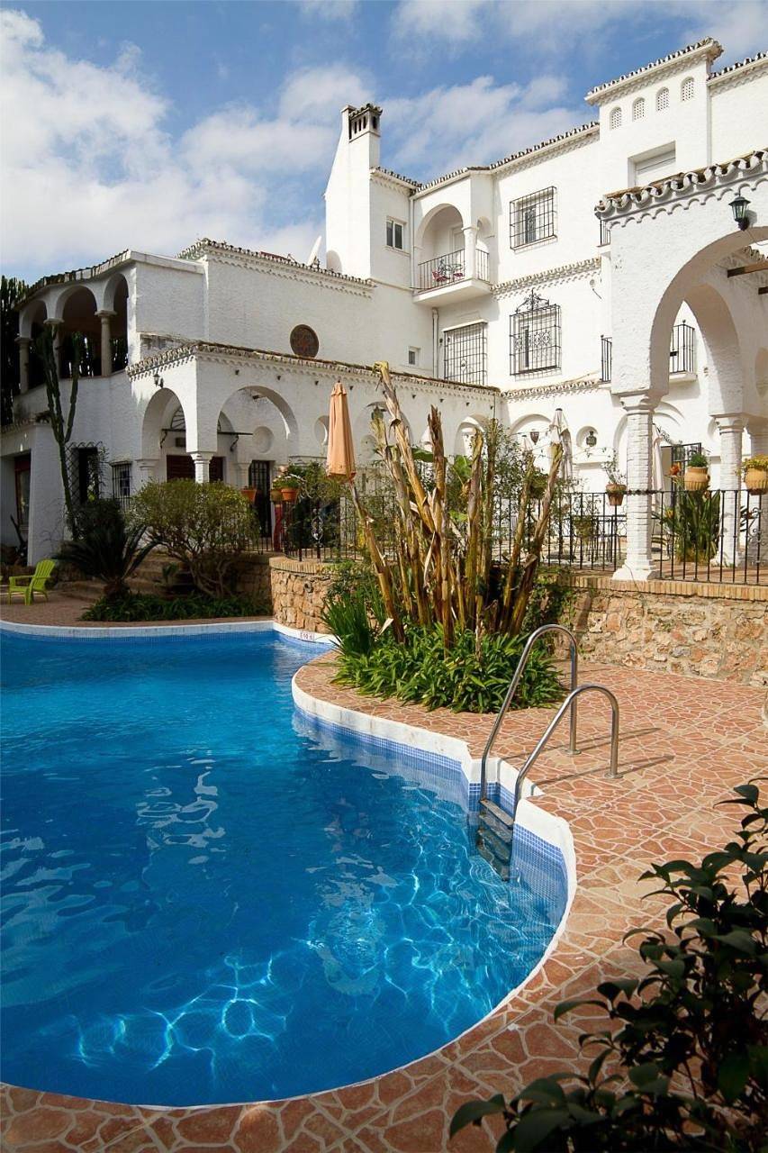 Hotel Residencia Miami in La Carihuela, Torremolinos