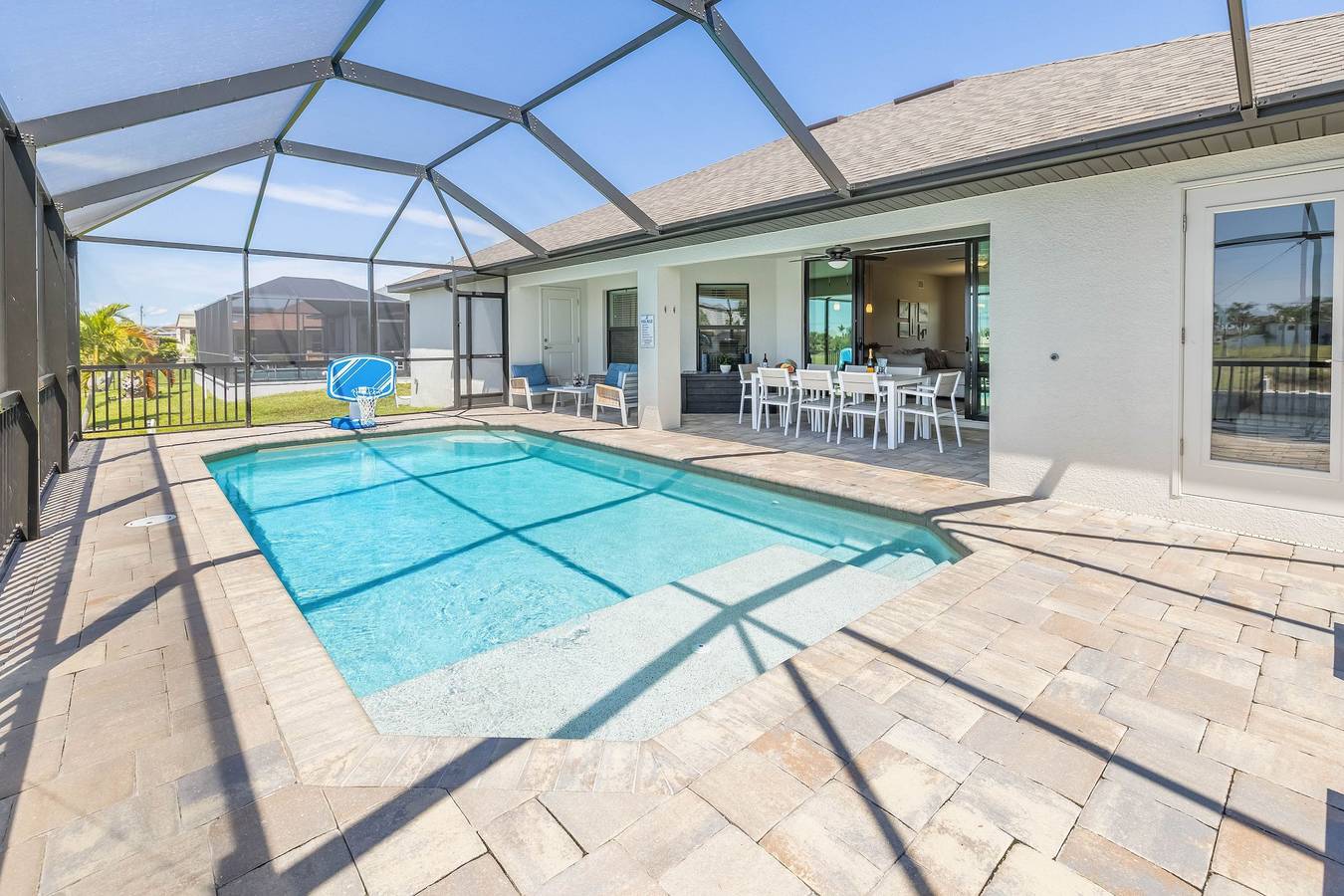 Sun Soaked in Cape Coral in Cabo Coral, Southwest Florida