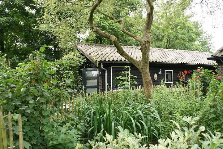 Ferienhaus für 2 Personen, mit Terrasse und Garten sowie Sauna in Schoorl