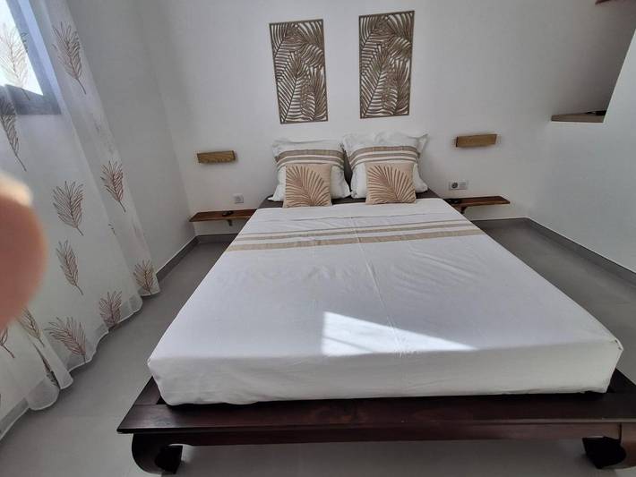 Maison de vacances pour 3 personnes, avec jardin ainsi que piscine et vue