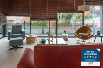 Gîte pour 6 personnes, avec vue et terrasse dans Office de Tourisme du Puy en Velay